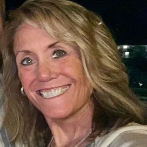 Meet your Posher, Lori